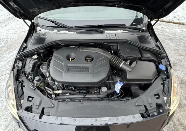 Volvo V60 cena 37900 przebieg: 248521, rok produkcji 2011 z Radom małe 352